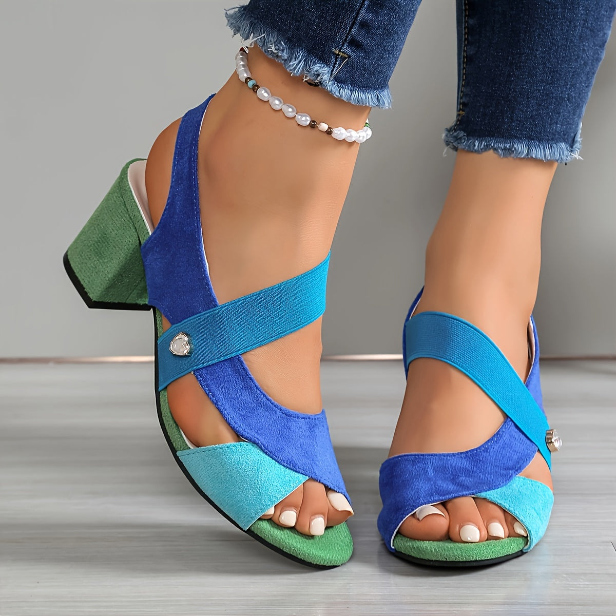 Elara | Cross Strap Comfort Hakken