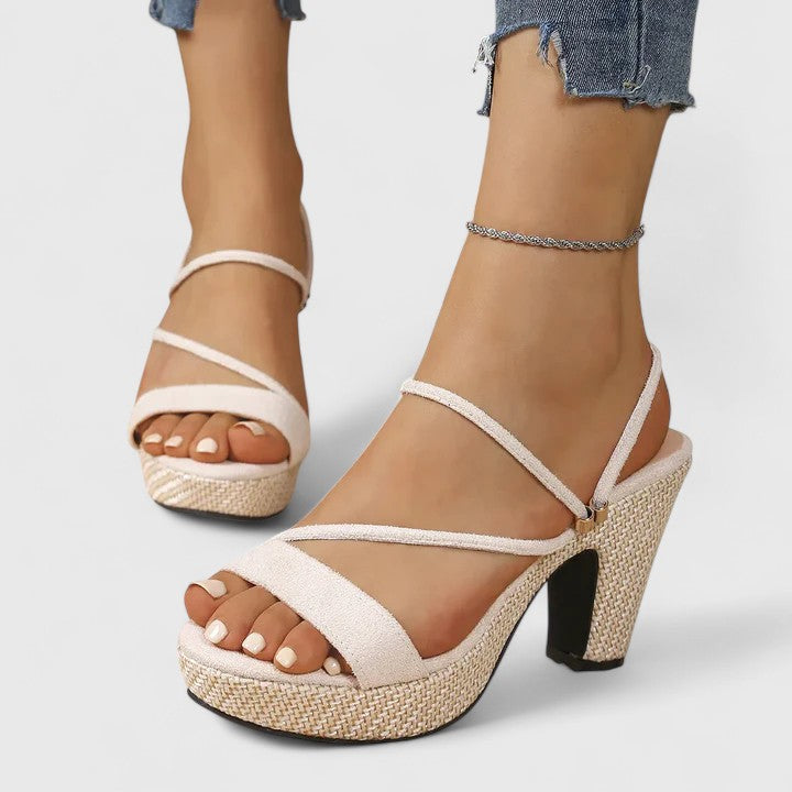 Lorienna | Elegante Hakken
