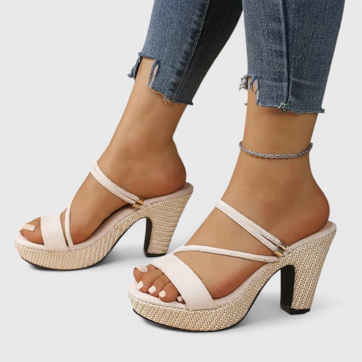 Lorienna | Elegante Hakken