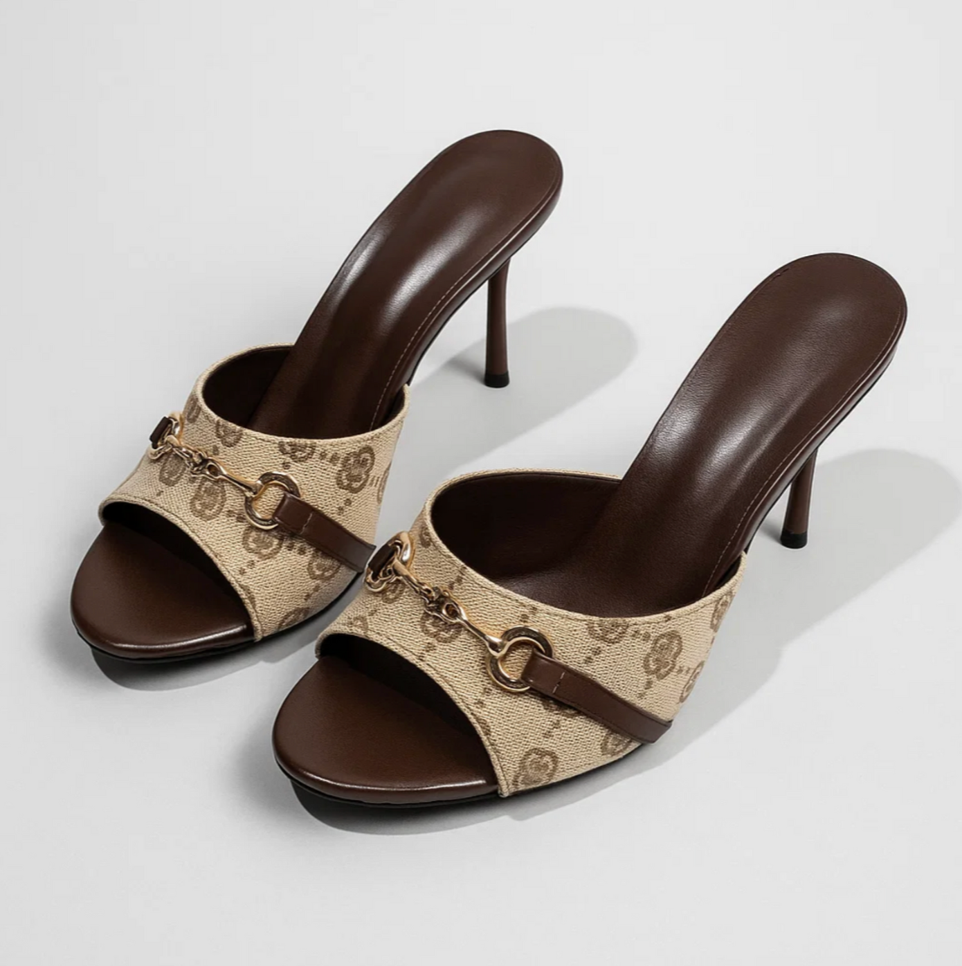 Novara | Monogram hakken