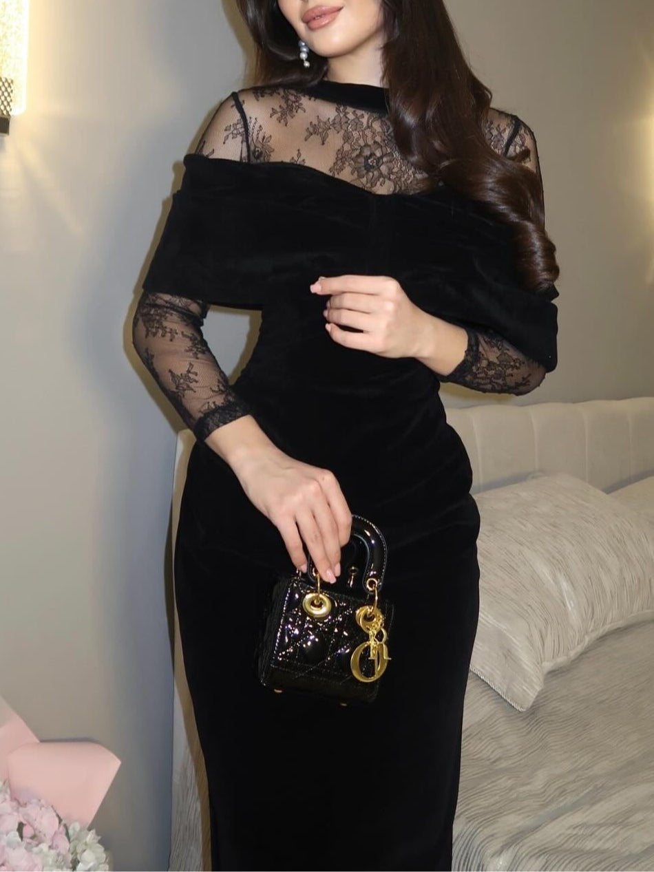 Sylvia | Fluwelen Kant Aansluitend Maxi Jurk